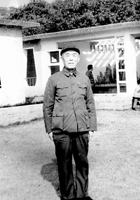 六十年代初，季先生在北大。