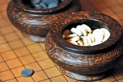馆藏辽代棋子